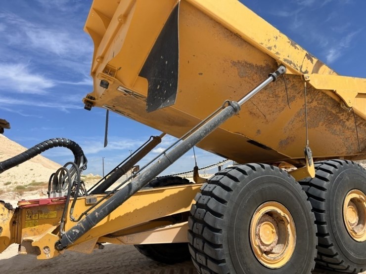 2020-volvo-a60h-image-39