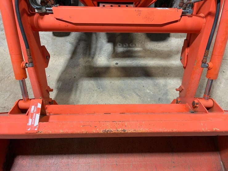 kubota-la463-image-11