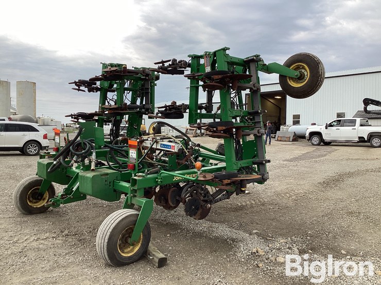 2014-john-deere-2510h-image-5