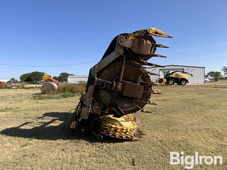 2016-new-holland-750bfia-image-4