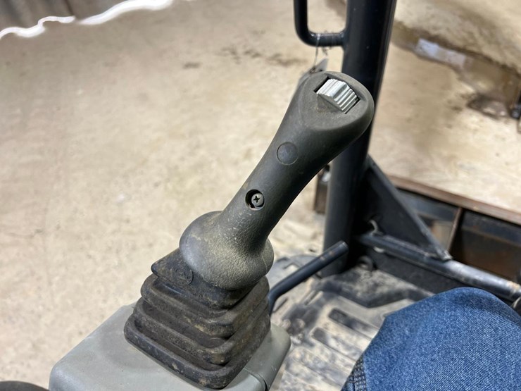 2021-bobcat-e50-image-33