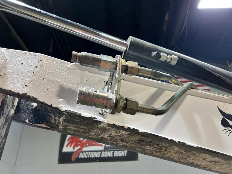 bobcat-e32-image-9