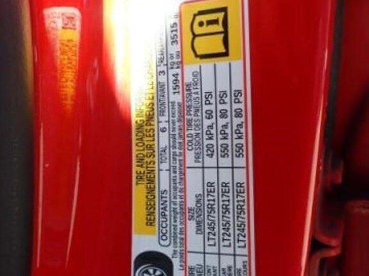 2022-chevrolet-2500-image-11