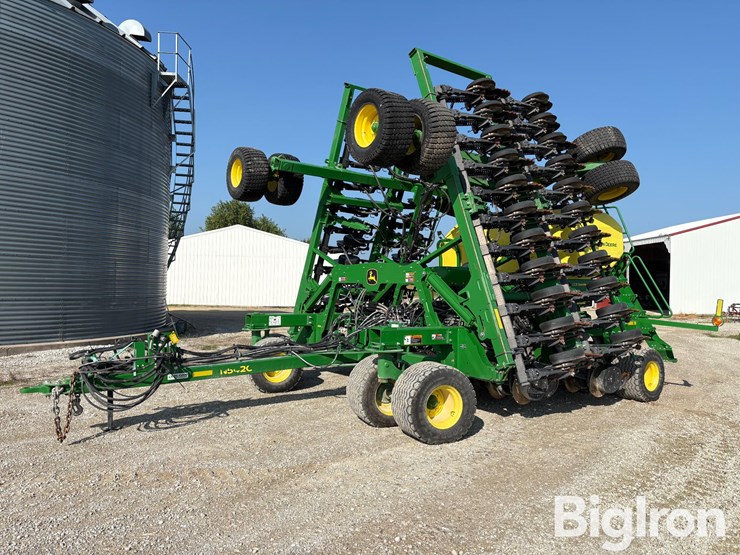 2022-john-deere-n542c-image-10