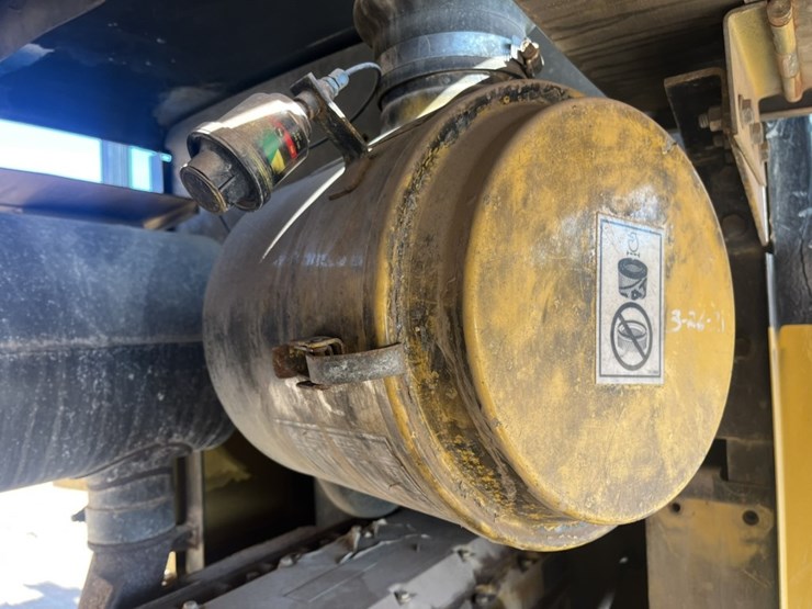 caterpillar-928g-image-95