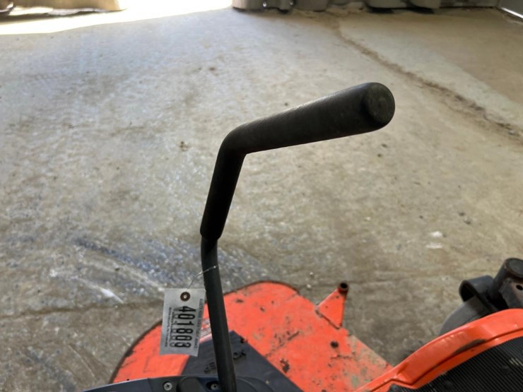 2014-kubota-zd331-image-18