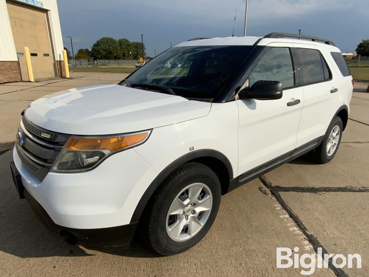 2014-ford-explorer-image-1