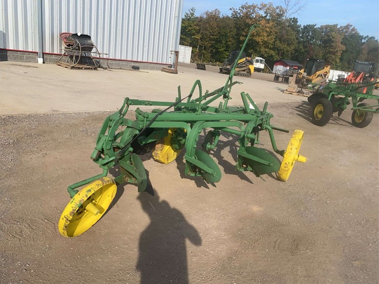 john-deere-d218a-3-bottom-plow-image-2