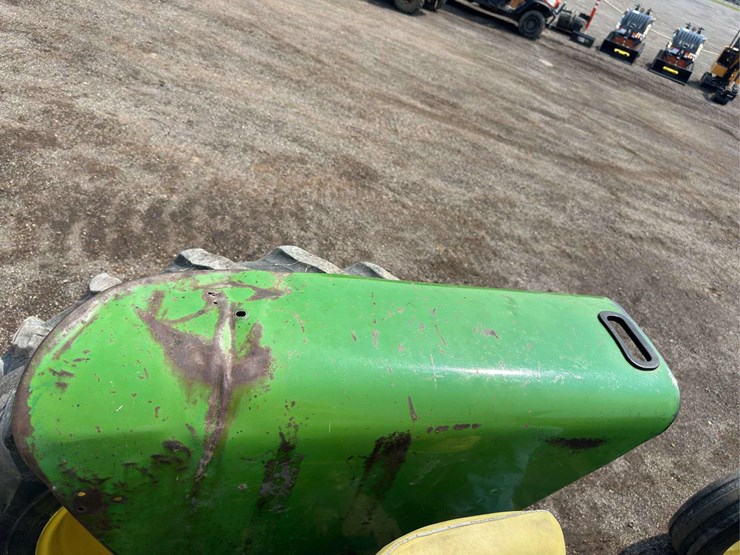 john-deere-2510-image-25