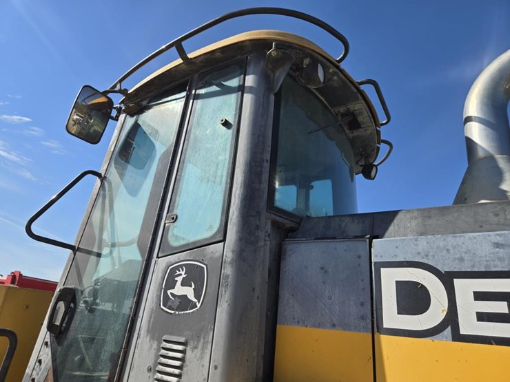 deere-624k-image-60