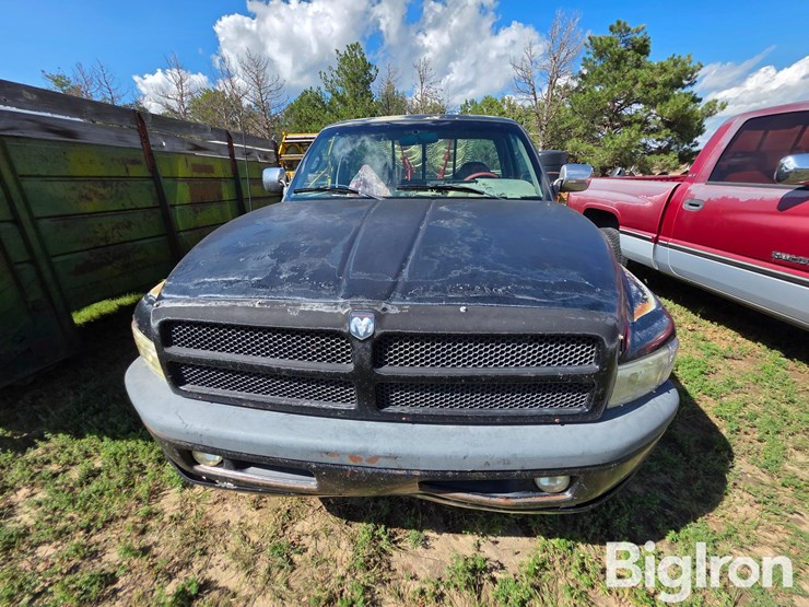 1997-dodge-ram-1500-image-2