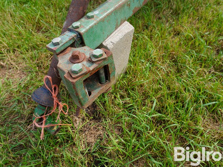 1980-john-deere-336-image-9