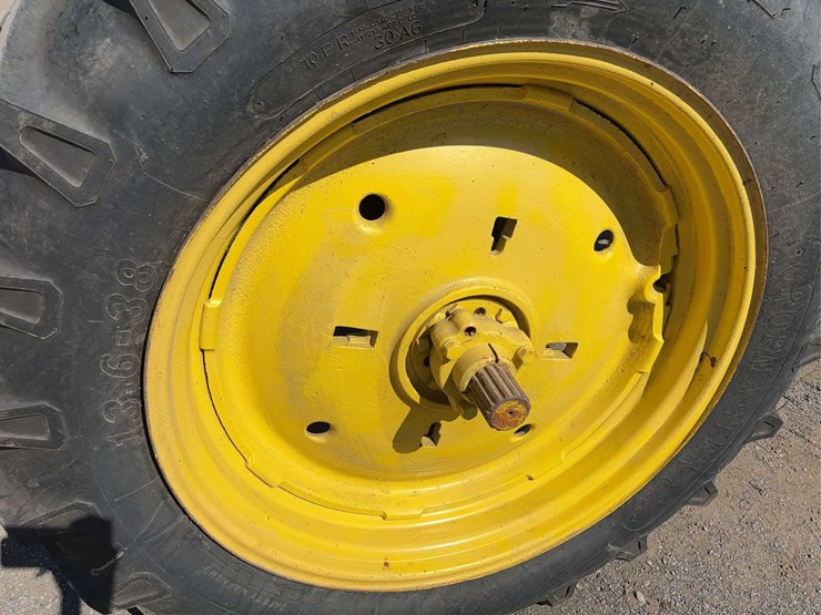 1952-john-deere-a-image-9