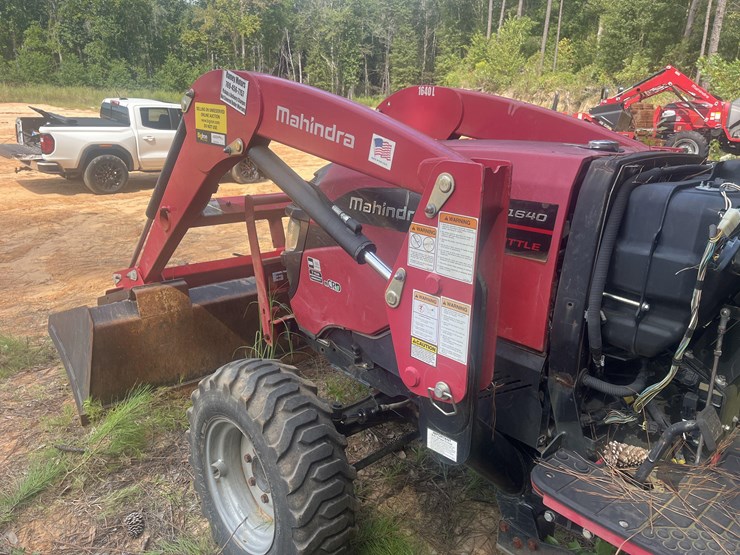 2020-mahindra-1640-image-9