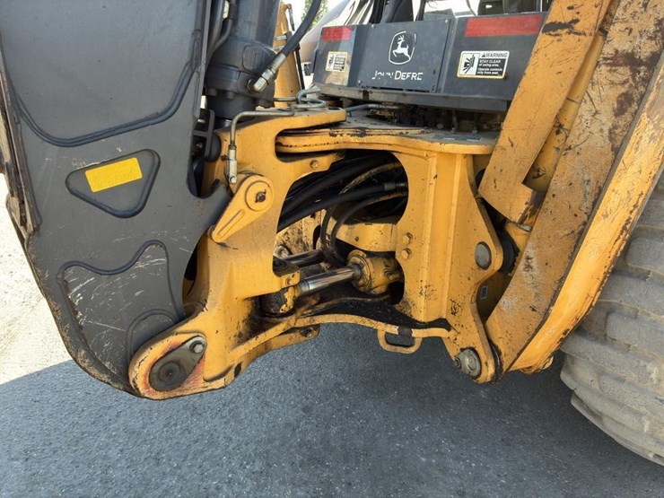 2015-deere-710k-image-7