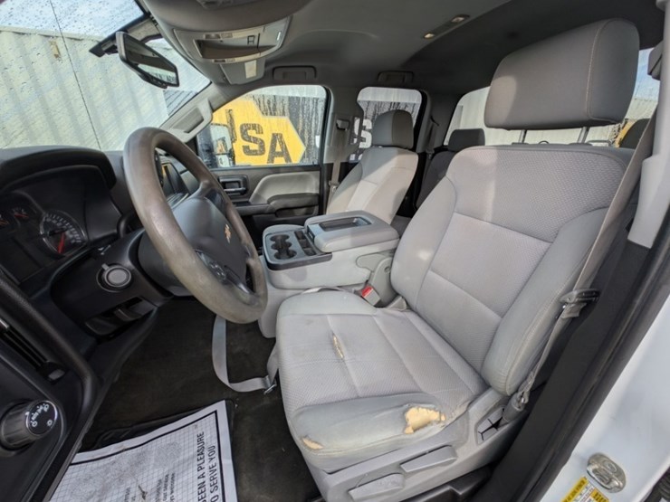 2016-chevrolet-silverado-2500-image-24