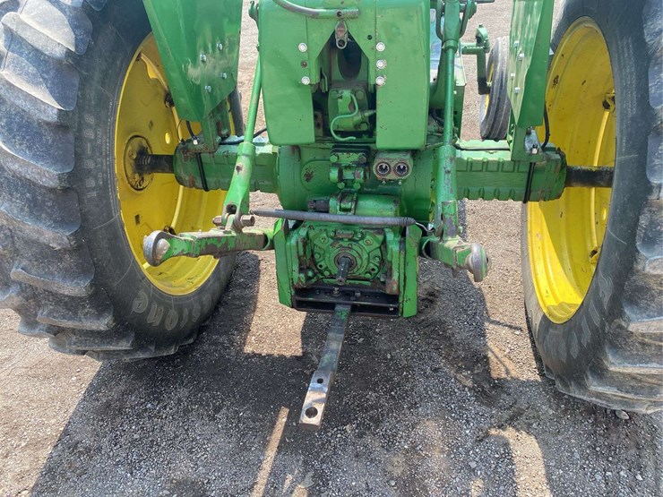 john-deere-2510-image-15