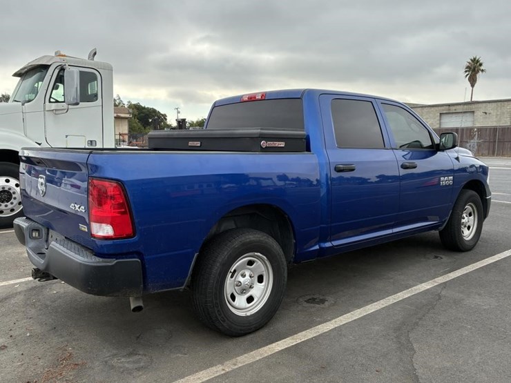 2017-dodge-ram-1500-image-3
