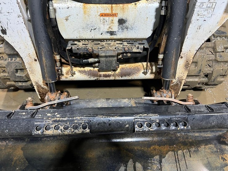 2017-bobcat-t550-image-10