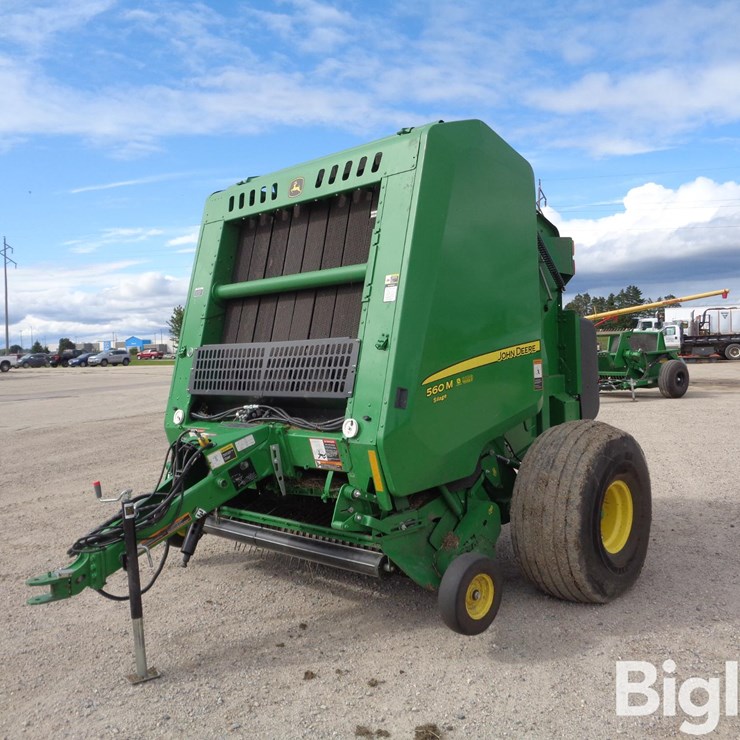 2022 JOHN DEERE 560M