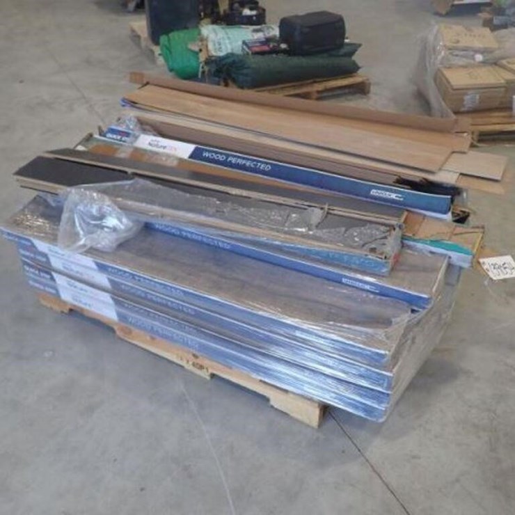 Qty Of Assorted Laminate Flooring