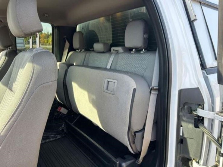 2015-ford-f150-image-22
