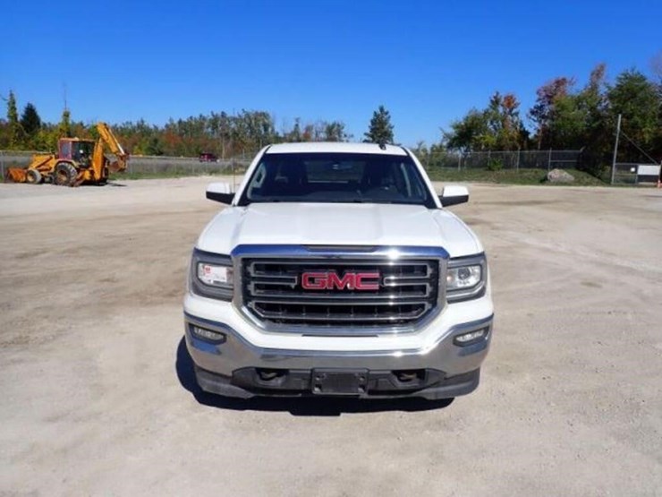 2016-gmc-sierra-1500-image-2