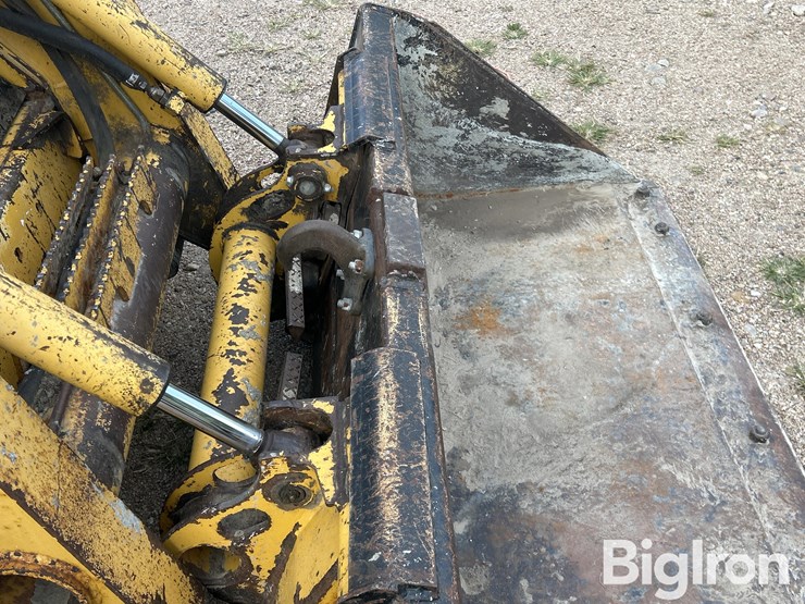2005-john-deere-317-image-19