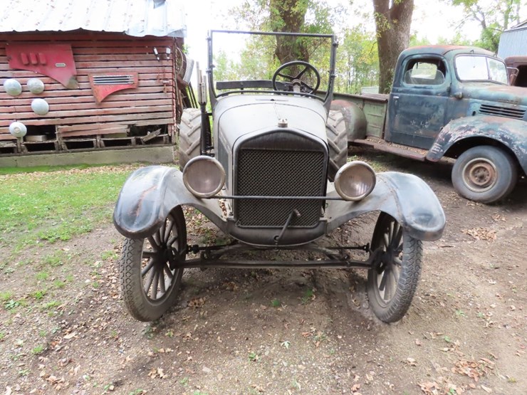 1926-ford-model-t-image-2