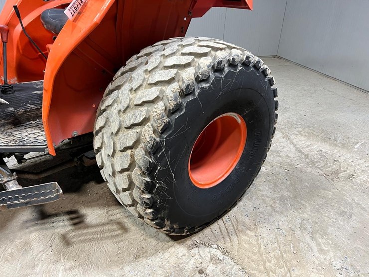kubota-m5700-image-11