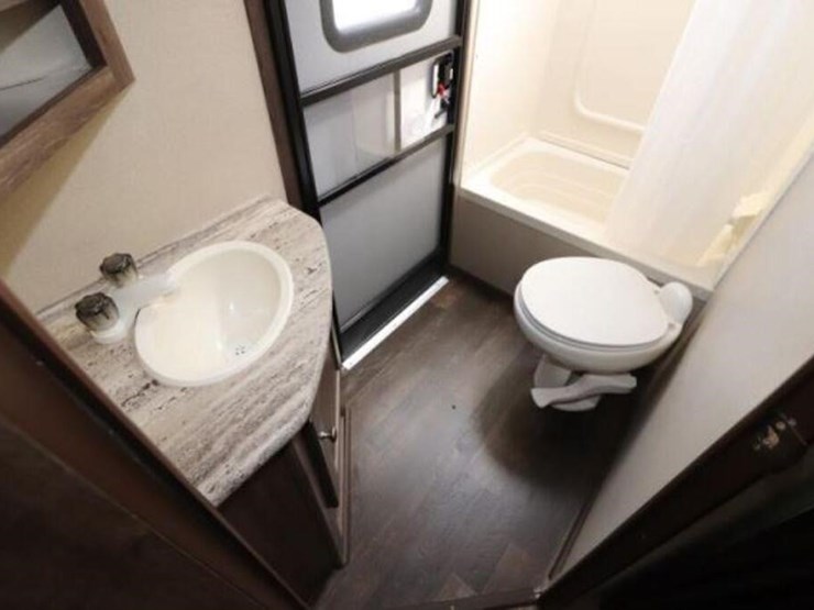 2015-dutchmen-aerolite-282dbhs-ae2-travel-trailer-image-31