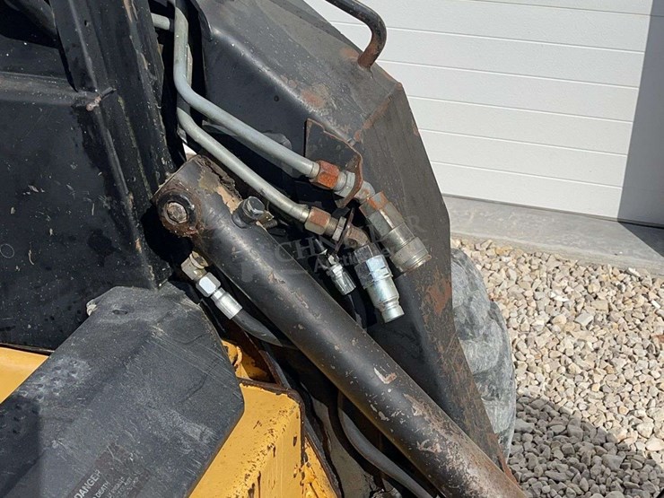 new-holland-lx665-turbo-image-10