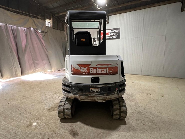 2017-bobcat-e32-image-4