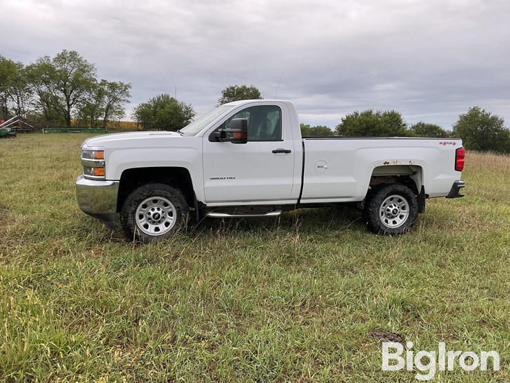 2015-chevrolet-silverado-3500-image-8