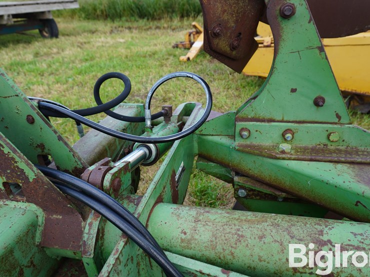 john-deere-4200-image-10