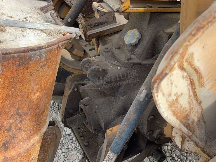 john-deere-401-image-22