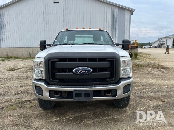 2012-ford-f350-image-3