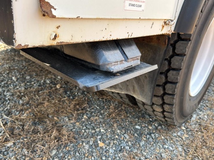 2007-international-durastar-4300-image-33