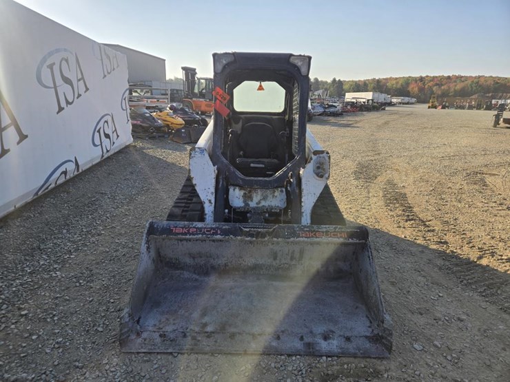 2017-bobcat-t550-image-8