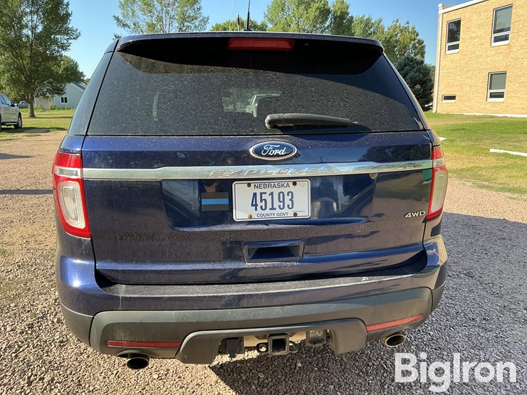 2011-ford-explorer-image-17