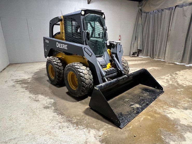 deere-332e-image-7