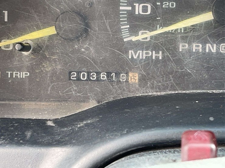 1999-chevrolet-2500-image-28
