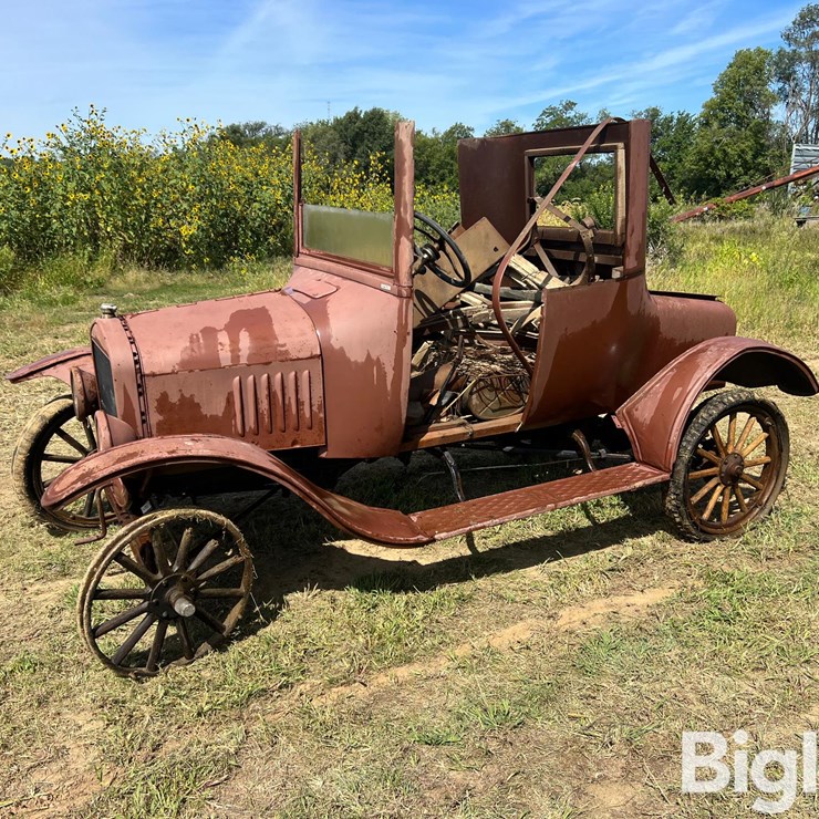 1924 FORD MODEL T