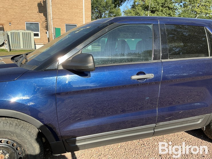 2011-ford-explorer-image-14