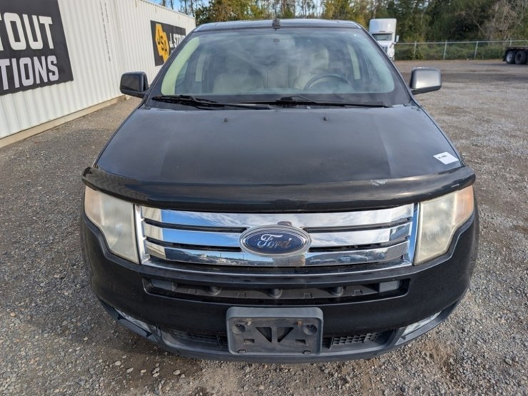 2010-ford-edge-image-8