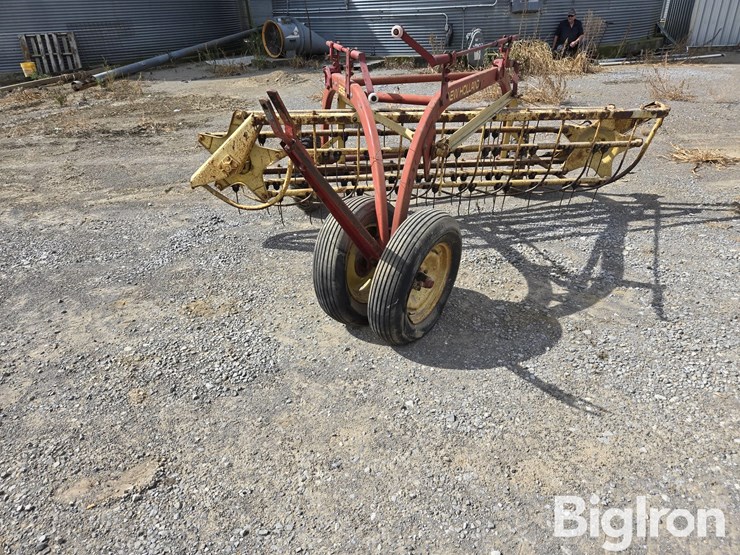 new-holland-256-image-2