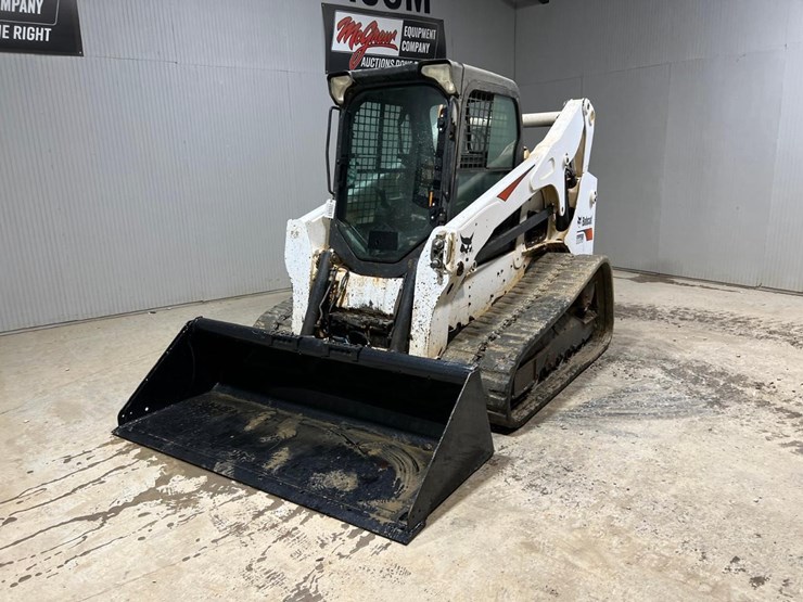 2017-bobcat-t770-image-2