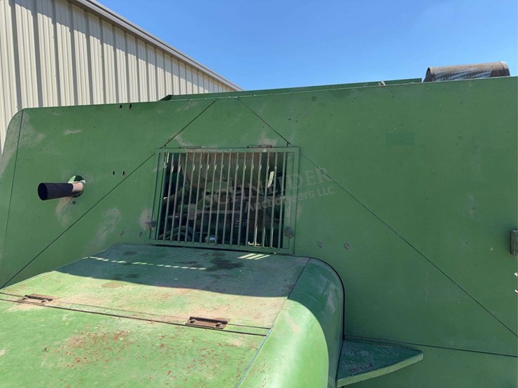 john-deere-4425-image-47