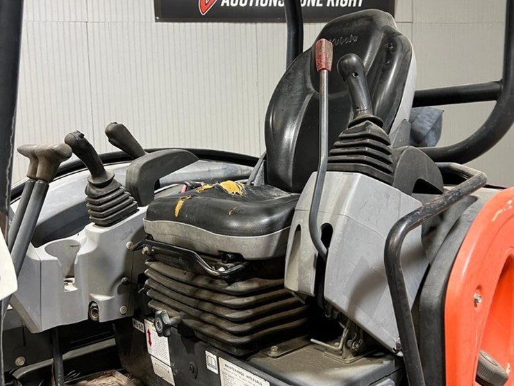 2020-kubota-kx040-4-image-27