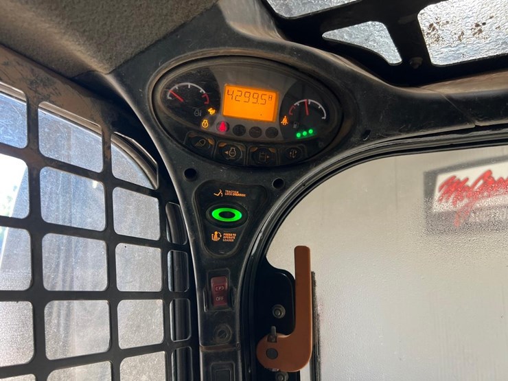 2021-bobcat-t770-image-24